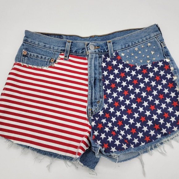 Levi's Pants - Levis 550 Relaxed Fit Custom 32 Women's Cutoffs PATRIOTIC Flag 4th of July USA